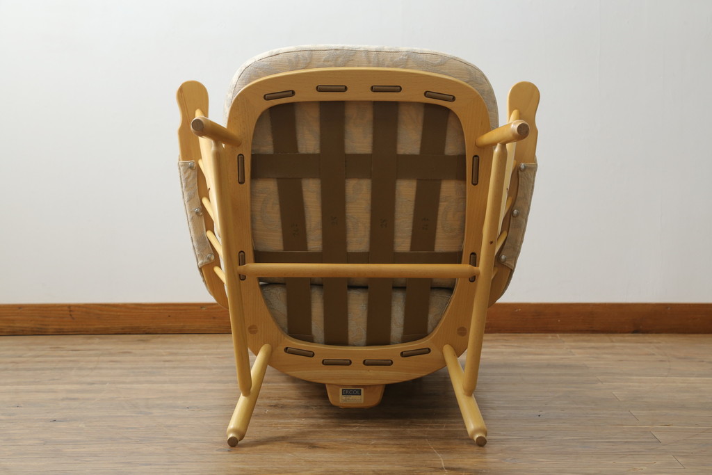 中古　美品　イギリス家具　ERCOL(アーコール)　エバーグリーン　気品のある佇まいが魅力の1人掛けイージーチェア(アームチェア、ラウンジチェア、ソファ、1人掛け、椅子、イス、英国、北欧)(定価約29万円)(R-066170)