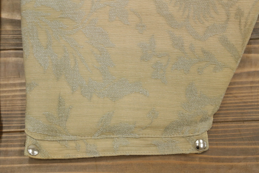 中古　美品　イギリス家具　ERCOL(アーコール)　エバーグリーン　気品のある佇まいが魅力の1人掛けイージーチェア(アームチェア、ラウンジチェア、ソファ、1人掛け、椅子、イス、英国、北欧)(定価約29万円)(R-066170)