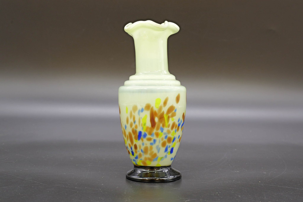 大正〜昭和初期 青/ピンク 被せガラス 紫陽花文様 まるで花びら