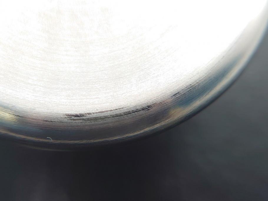 フランス　Le Creuset　ル・クルーゼ　ココット・オーバル　マッドブラック　スタイリッシュなカラーリングと機能性を兼ね備えた万能鍋(箱付き、キッチンウェア、鋳物(いもの)、ホーロー鍋)(R-061899)