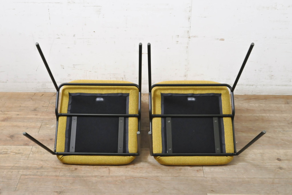 中古　極美品　リーン・ロゼ(ligne roset)　ロゼタダオ(ROSETTADAO)　クラシックなデザインと丸みのあるフォルムが優しい印象のダイニングチェア2脚セット(リーンロゼ、椅子、イス)(定価2脚で約21万円)(R-068134)