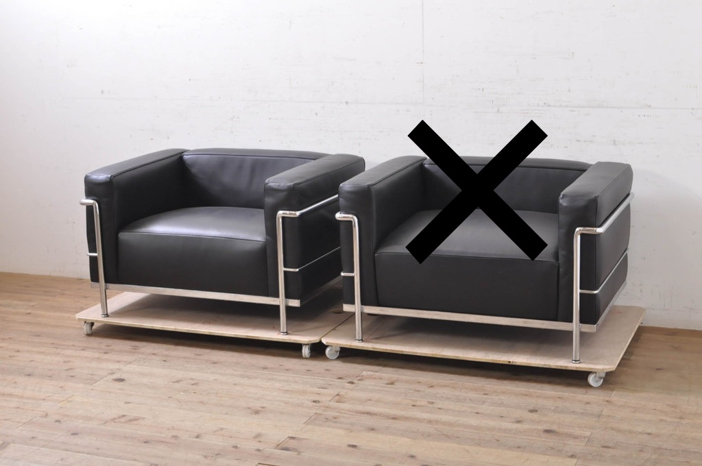 中古　美品　Cassina(カッシーナ)　ル・コルビュジエ(Le Corbusier)　LC3　GRAND MODELE(グラン モデル)　本革製　ポリエステルパッディング　シンプルモダンなデザインがかっこいい1人掛けソファ(1Pソファ、一人掛け)(定価約103万円)(R-083094)