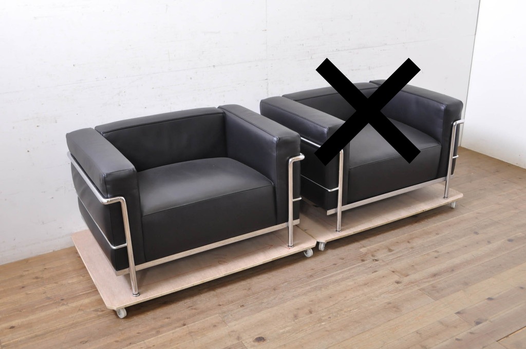 中古　美品　Cassina(カッシーナ)　ル・コルビュジエ(Le Corbusier)　LC3　GRAND MODELE(グラン モデル)　本革製　ポリエステルパッディング　シンプルモダンなデザインがかっこいい1人掛けソファ(1Pソファ、一人掛け)(定価約103万円)(R-083094)
