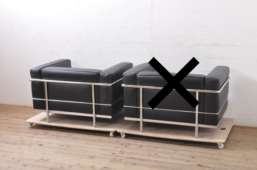 中古　美品　Cassina(カッシーナ)　ル・コルビュジエ(Le Corbusier)　LC3　GRAND MODELE(グラン モデル)　本革製　ポリエステルパッディング　シンプルモダンなデザインがかっこいい1人掛けソファ(1Pソファ、一人掛け)(定価約103万円)(R-083094)