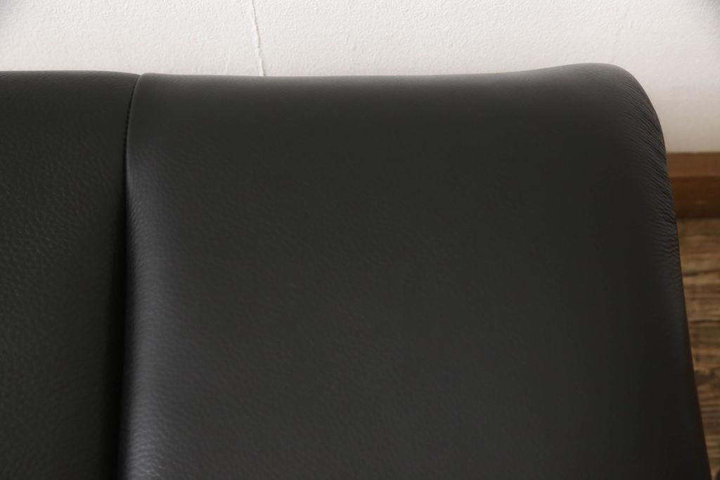 中古　美品　EKORNES(エコーネス)　Stressless Magic(ストレスレス マジック)　シグニチャー　Mサイズ　本革　オットマン付きストレスレスチェア(レザー、リクライニングチェア、一人掛けソファ、1P、アームチェア)(定価約66万円)(R-060138)