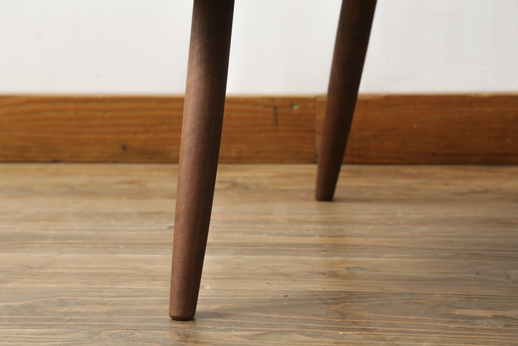 和製ヴィンテージ　小田急ハルク購入　ジョージナカシマ　LOUNGE ARM(ラウンジアーム)　One Arm(ワンアーム、片肘)　CN103　モダンに洗練された右アーム付きラウンジチェア(ジョージ・ナカシマ、アームチェア、イス、椅子、板座チェア、ビンテージ)(R-075939)