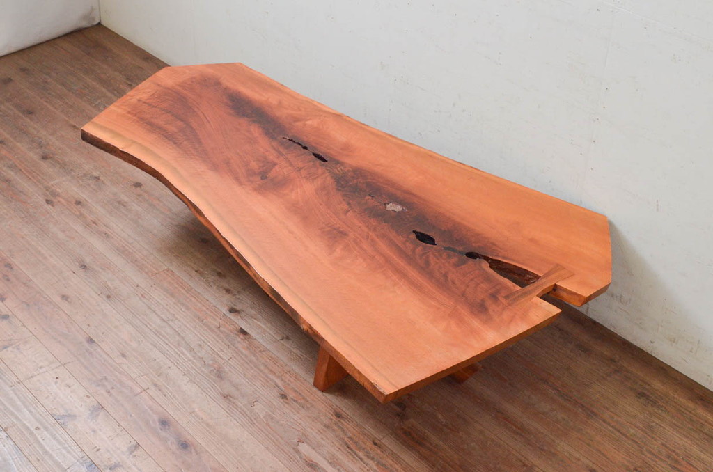 和製ビンテージ　レア　ジョージナカシマ　刻印なしの年代もの!!　小田急ハルク購入　MINGURENII COFFEE TABLE　濃淡の杢目が魅力的!素材のかたちを贅沢に活かしたコーヒーテーブル(ジョージ・ナカシマ、ミングレンII、ローテーブル、リビングテーブル、センターテーブル、ヴィンテージ、契り)(R-074177)