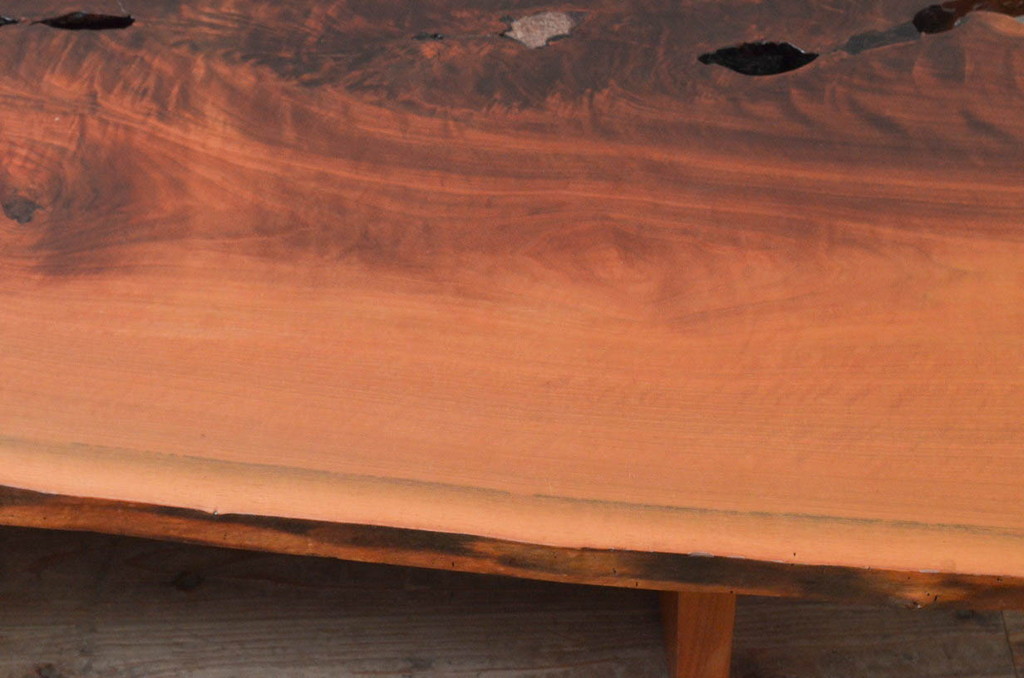 和製ビンテージ　レア　ジョージナカシマ　刻印なしの年代もの!!　小田急ハルク購入　MINGURENII COFFEE TABLE　濃淡の杢目が魅力的!素材のかたちを贅沢に活かしたコーヒーテーブル(ジョージ・ナカシマ、ミングレンII、ローテーブル、リビングテーブル、センターテーブル、ヴィンテージ、契り)(R-074177)