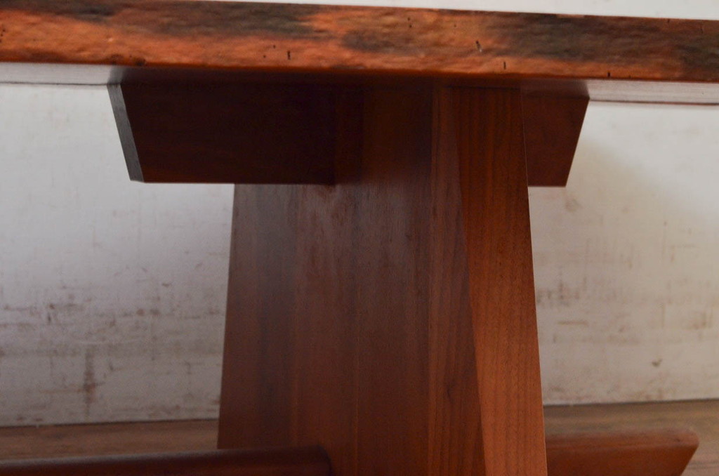 和製ビンテージ　レア　ジョージナカシマ　刻印なしの年代もの!!　小田急ハルク購入　MINGURENII COFFEE TABLE　濃淡の杢目が魅力的!素材のかたちを贅沢に活かしたコーヒーテーブル(ジョージ・ナカシマ、ミングレンII、ローテーブル、リビングテーブル、センターテーブル、ヴィンテージ、契り)(R-074177)