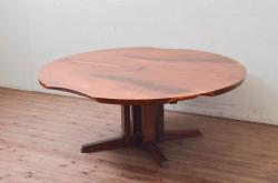 和製ビンテージ　レア　ジョージナカシマ　刻印なしの年代もの!!　小田急ハルク購入　ROUND TABLE　素材のかたちと杢目を活かしたラウンドテーブル(ジョージ・ナカシマ、丸テーブル、ローテーブル、リビングテーブル、センターテーブル、ヴィンテージ、契り)(R-074179)