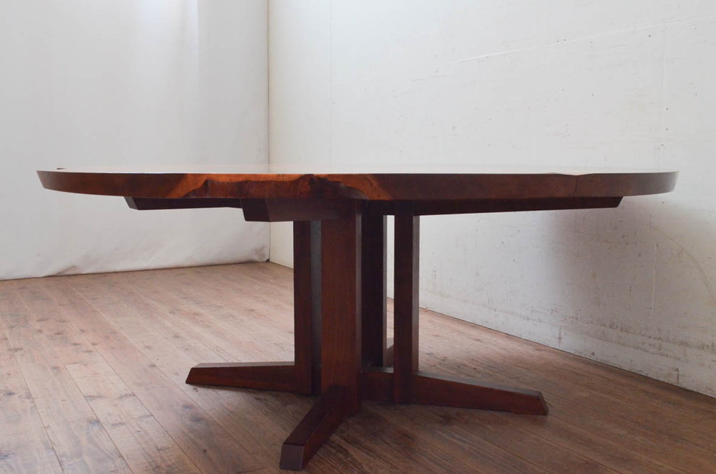 和製ビンテージ　レア　ジョージナカシマ　刻印なしの年代もの!!　小田急ハルク購入　ROUND TABLE　素材のかたちと杢目を活かしたラウンドテーブル(ジョージ・ナカシマ、丸テーブル、ローテーブル、リビングテーブル、センターテーブル、ヴィンテージ、契り)(R-074179)