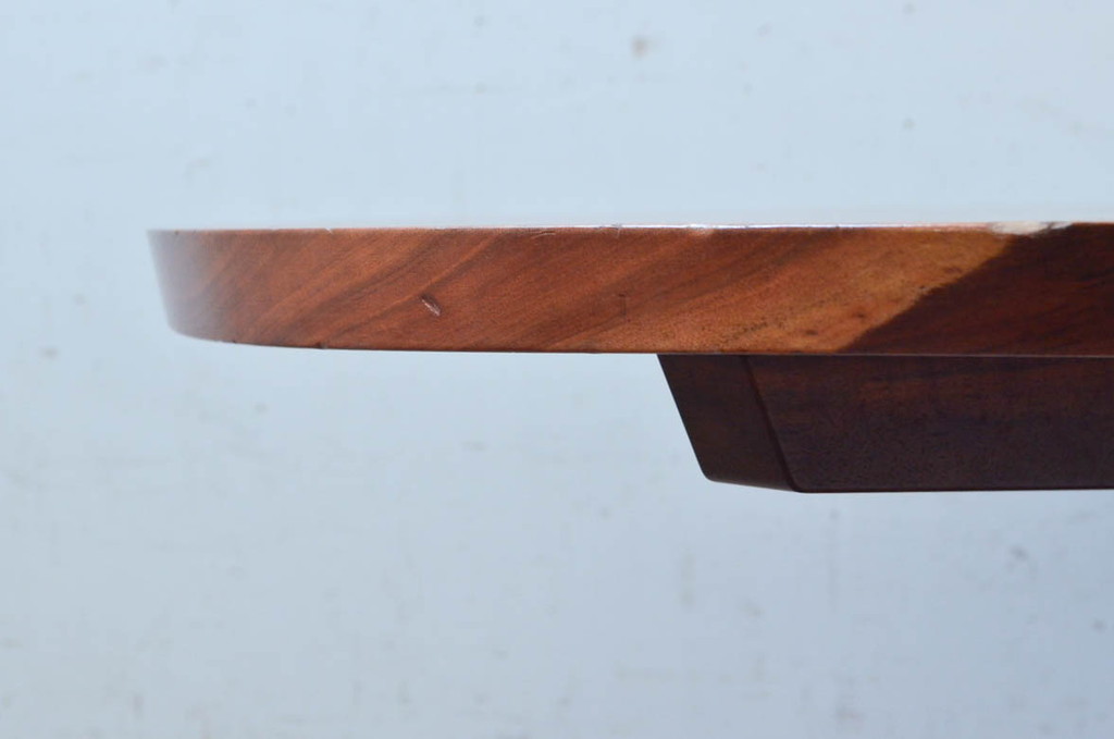 和製ビンテージ　レア　ジョージナカシマ　刻印なしの年代もの!!　小田急ハルク購入　ROUND TABLE　素材のかたちと杢目を活かしたラウンドテーブル(ジョージ・ナカシマ、丸テーブル、ローテーブル、リビングテーブル、センターテーブル、ヴィンテージ、契り)(R-074179)