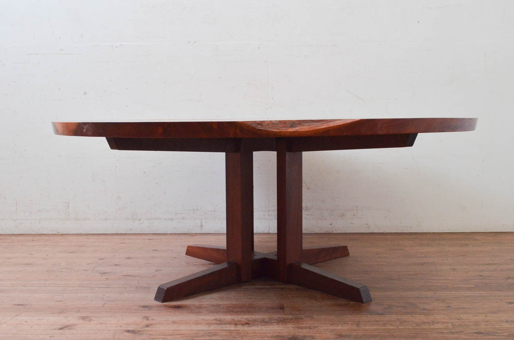和製ビンテージ　レア　ジョージナカシマ　刻印なしの年代もの!!　小田急ハルク購入　ROUND TABLE　素材のかたちと杢目を活かしたラウンドテーブル(ジョージ・ナカシマ、丸テーブル、ローテーブル、リビングテーブル、センターテーブル、ヴィンテージ、契り)(R-074179)
