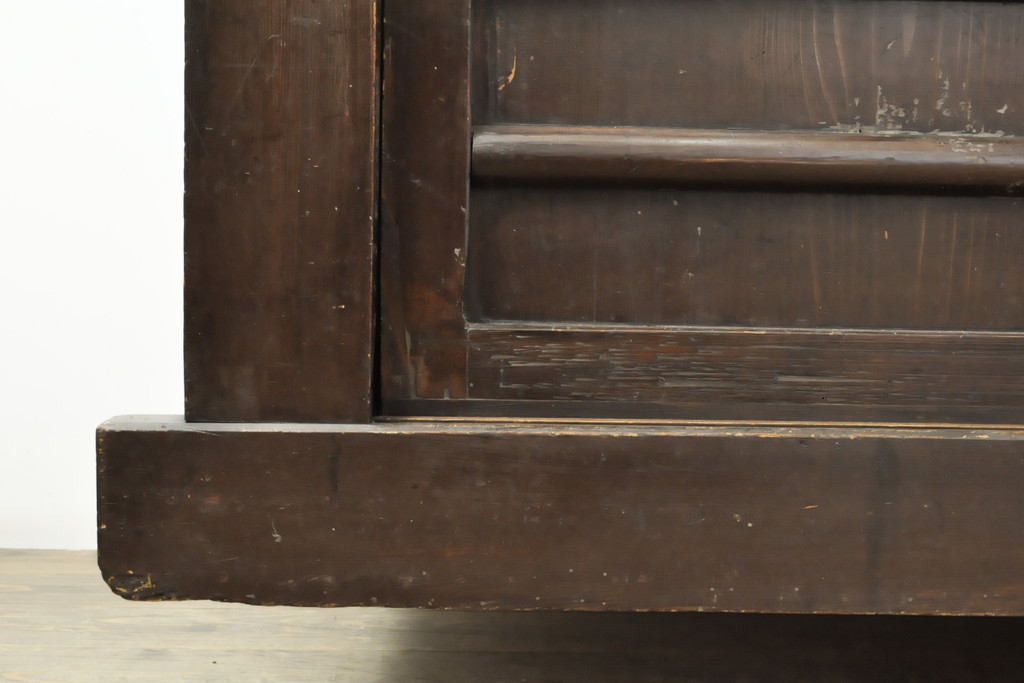 和製アンティーク　京都産　重厚感ある佇まいの水屋箪笥サイドボード(京水屋、食器棚、戸棚、収納棚、キャビネット)(R-057943)
