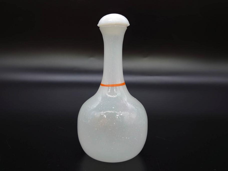 昭和初期　乳白　ガラス　レトロな可愛らしさが魅力の雛徳利3点セット(ひな祭り、雛道具、花、硝子、ガラス)(R-082893)