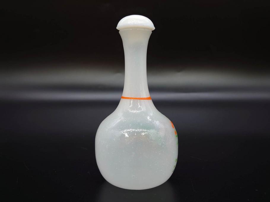 昭和初期　乳白　ガラス　レトロな可愛らしさが魅力の雛徳利3点セット(ひな祭り、雛道具、花、硝子、ガラス)(R-082893)
