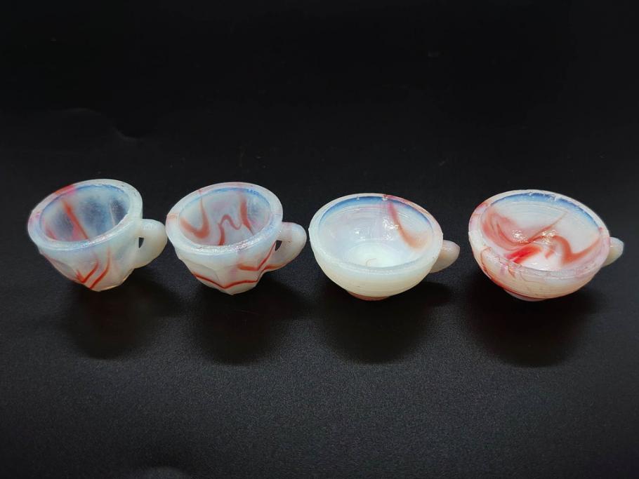 昭和初期　ガラス　マーブル　緻密な造りに目を奪われるミニチュア食器46点セット(コップ、皿、ペロペロ、ままごと、コンポート、カップ、硝子)(R-082894)