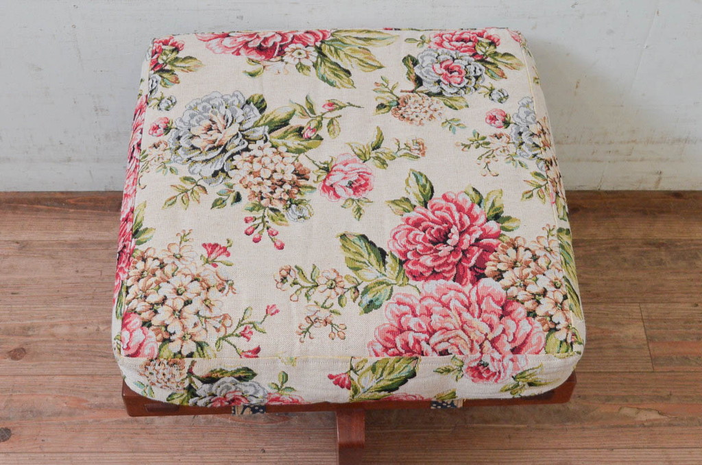 和製ビンテージ　ジョージナカシマ　小田急ハルク購入　GREENROCK OTTOMAN　CN114　こだわりの空間演出が叶うグリーンロックオットマン(ジョージ・ナカシマ、椅子、フットスツール、チェア、ヴィンテージ)(R-074180)