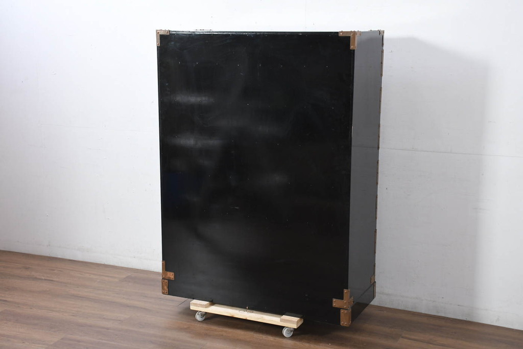 中古　美品!!　国産　職人手作り　高級家具　手打ち銅金具が素敵な黒漆塗りの民芸和箪笥(衣装箪笥、整理箪笥、収納箪笥、引き出し、チェスト)(R-082317)