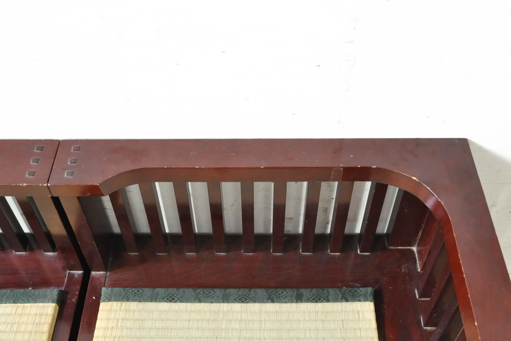 中古　遠野民芸家具　並べても分割しても使えるデザインが嬉しい畳ベンチ(長椅子、木製ベンチ、アームチェア、3人掛け)(R-074004)