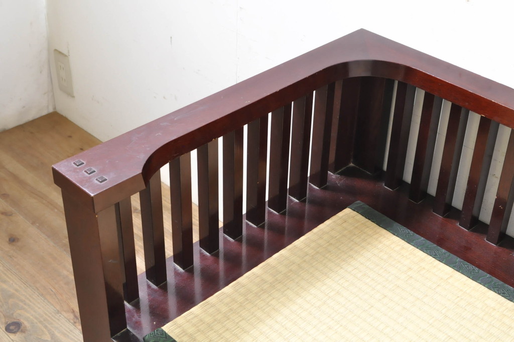 中古　遠野民芸家具　並べても分割しても使えるデザインが嬉しい畳ベンチ(長椅子、木製ベンチ、アームチェア、3人掛け)(R-074004)
