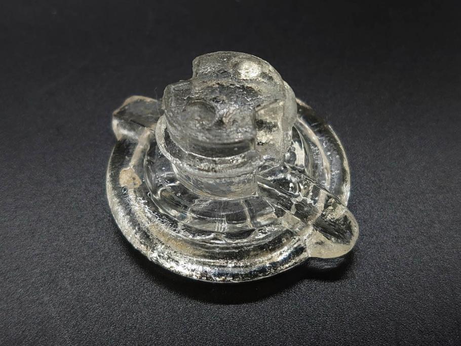 昭和初期　プレスガラス　上品なデザインが魅力のガラス瓶5点セット(バーマカレー、醤油瓶、調味料入れ、硝子)(R-082897)