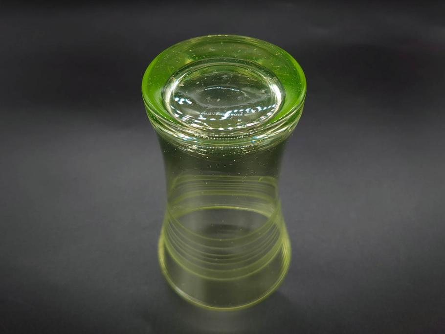 大正〜昭和初期　ウランガラス　美しい色合いが魅力のコップ4客セット(グラス、花模様、硝子、和ガラス)(R-082898)