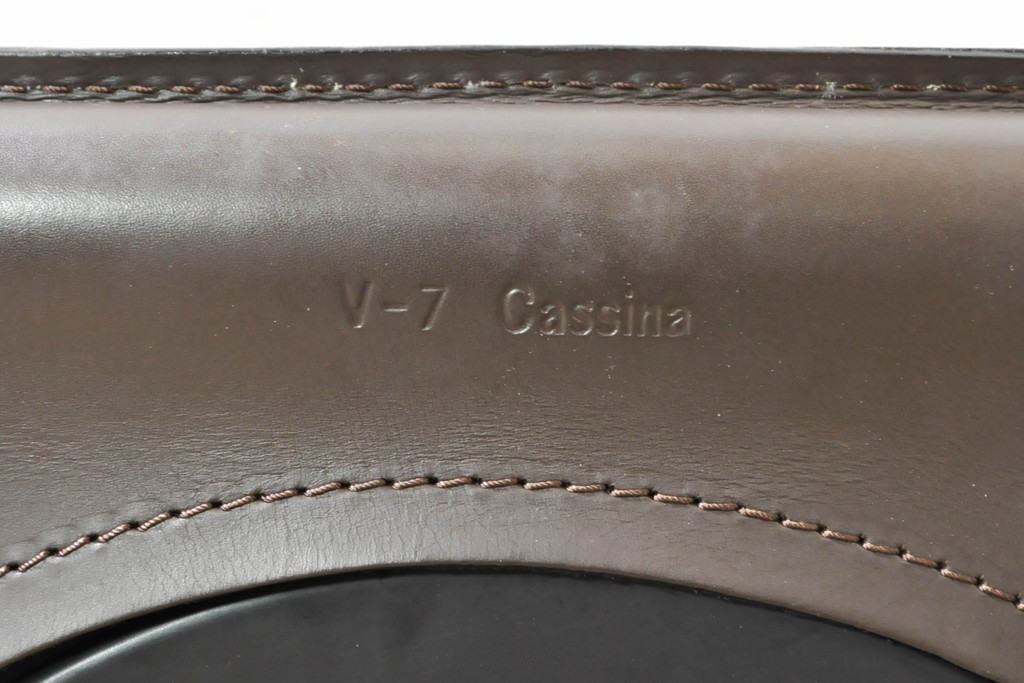 中古　Cassina(カッシーナ)　412　CAB(キャブ)　MARIO BELLINI(マリオベリーニ)　シンプルモダンな空間づくりに活躍するアームレスチェア2脚セット(ダイニングチェア、椅子、イス)(定価2脚で約52万8千円)(R-073991)