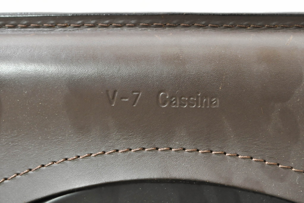 中古　Cassina(カッシーナ)　412　CAB(キャブ)　MARIO BELLINI(マリオベリーニ)　シンプルモダンな空間づくりに活躍するアームレスチェア2脚セット(ダイニングチェア、椅子、イス)(定価2脚で約52万8千円)(R-073993)
