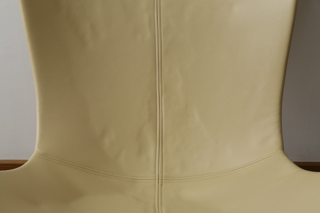 中古　美品　BoConcept(ボーコンセプト)　SQUILLA(スキラ)　インテリアのアクセントになる本革ラウンジチェア(レザー、1Pソファ、一人掛け、1人掛け、椅子、イス、北欧)(R-082840)