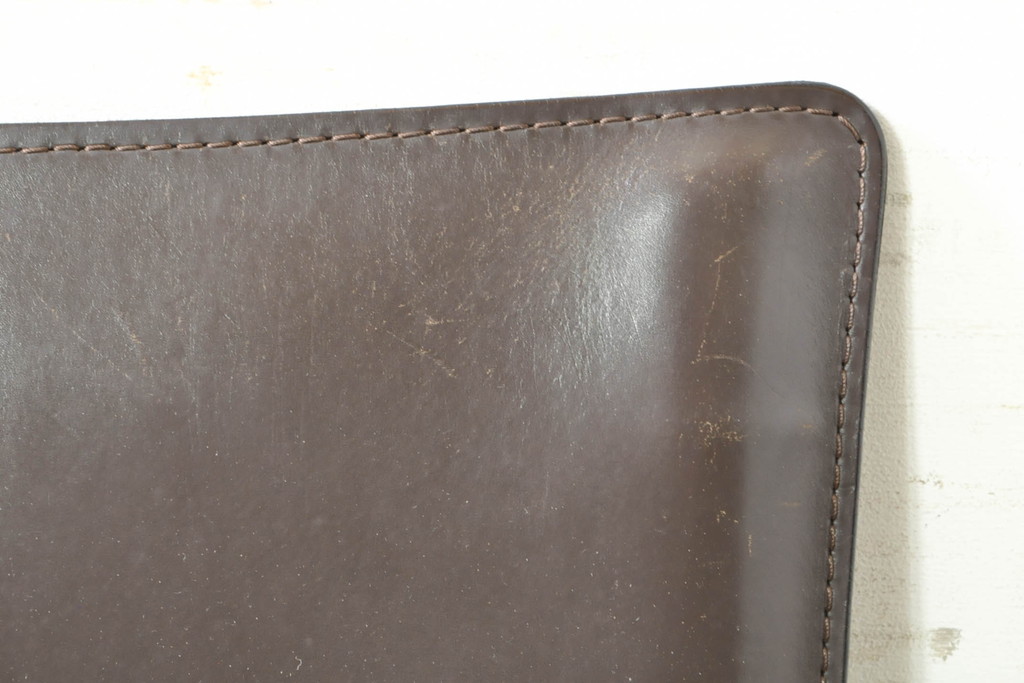 中古　Cassina(カッシーナ)　412　CAB(キャブ)　MARIO BELLINI(マリオベリーニ)　シンプルモダンな空間づくりに活躍するアームレスチェア(ダイニングチェア、椅子、イス)(定価約26万4千円)(R-074311)