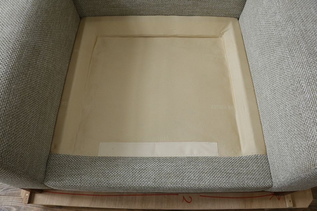 中古　美品　旭川家具　CONDE HOUSE(カンディハウス)　川上元美デザイン　クォード　ウォールナット　落ち着いた雰囲気が素敵な1Pソファ(椅子、イス、アームチェア、一人掛け、1人掛けソファ)(現行定価約66万円)(R-082905)