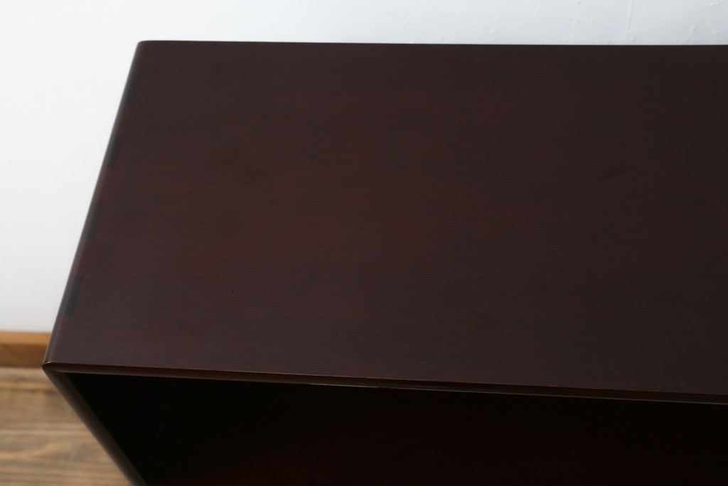 中古　美品　高級品!!　伝統工芸　箱根細工(寄木細工)　麻の葉文様が美しい茶棚(茶箪笥、茶タンス、収納棚、飾り棚、戸棚、サイドボード)(定価推定約60万円)(R-082852)