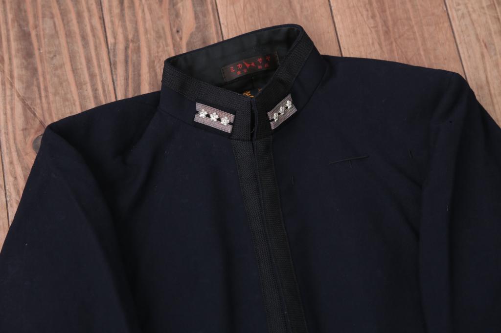 旧日本海軍大佐・一種軍服(襟章付)(R-017114)
