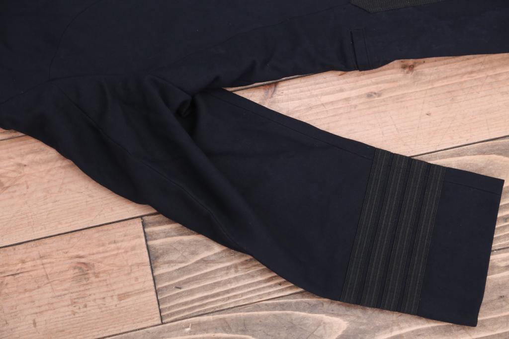 旧日本海軍大佐・一種軍服(襟章付)(R-017114)