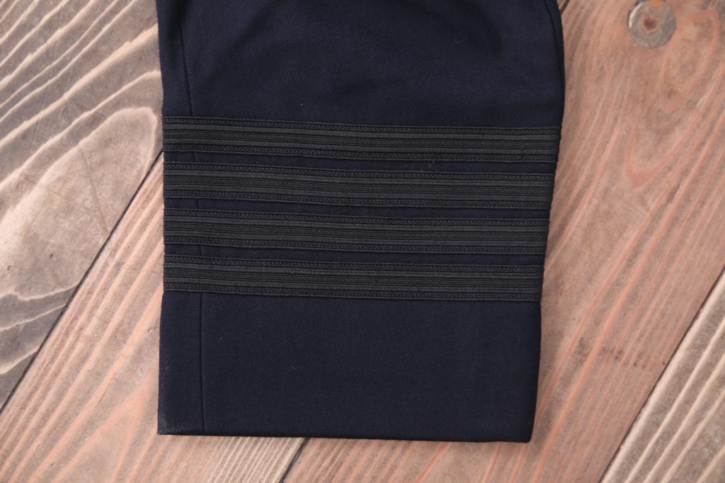旧日本海軍大佐・一種軍服(襟章付)(R-017114)