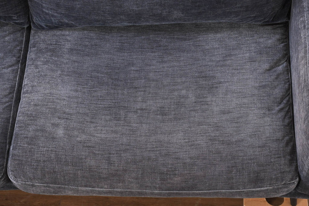 中古　美品　Boconcept(ボーコンセプト)　Carlton(カールトン)　くつろぎ空間を演出するスタイリッシュな2.5人掛けソファ(2.5P、3P、2.5人掛け、3人掛け)(定価約45万円)(R-082331)