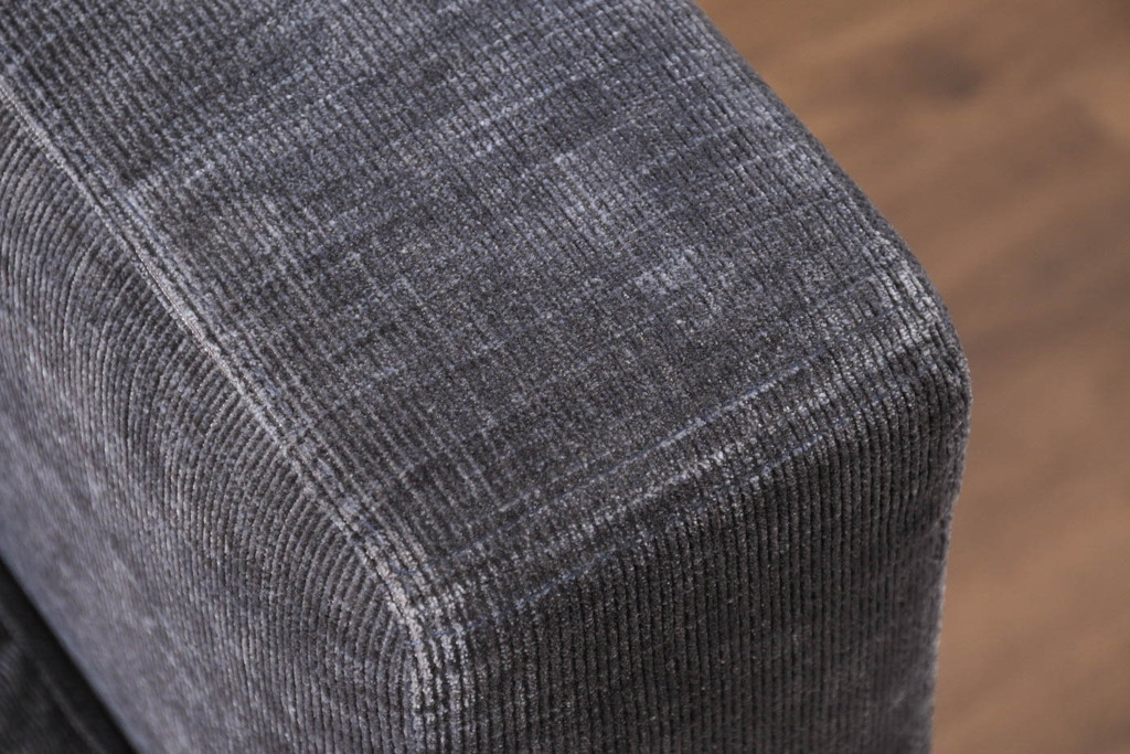 中古　美品　Boconcept(ボーコンセプト)　Carlton(カールトン)　くつろぎ空間を演出するスタイリッシュな2.5人掛けソファ(2.5P、3P、2.5人掛け、3人掛け)(定価約45万円)(R-082331)