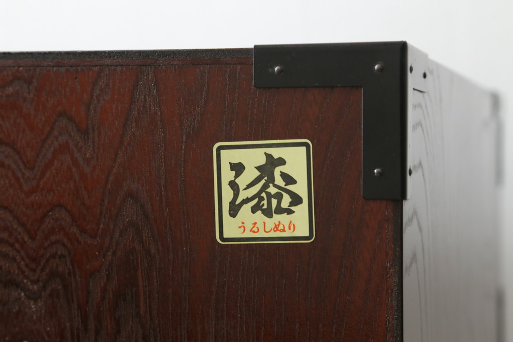 中古　美品　仙台民芸箪笥(仙台箪笥)　落ち着いた色味と美しい杢目が目を惹く漆塗りの衣装箪笥(引き出し、チェスト、和たんす、収納箪笥)(R-074554)