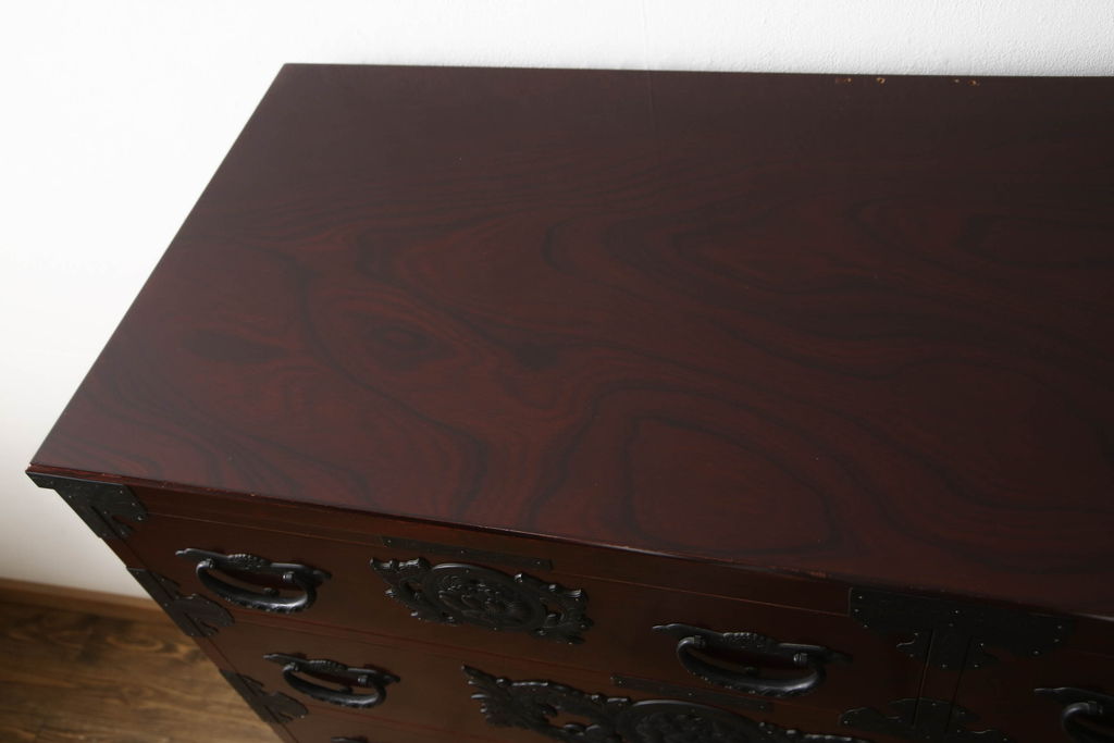 中古　美品　二本松工藝館　田中家具　重厚感ある佇まいが魅力的な収納箪笥(衣装箪笥、和タンス、整理箪笥、引き出し、チェスト)(R-062066)