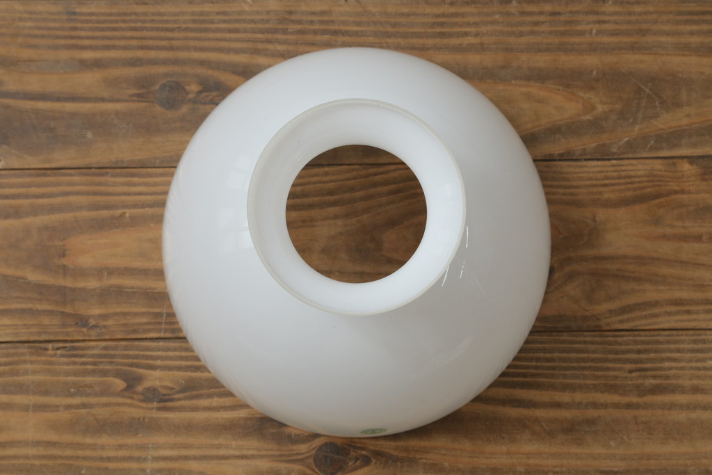 アンティーク照明　ヨーロッパ　高級品!!　陶器製の油タンクと豪華な真鍮製の吊り金具が魅力的なオイルランプ(天井照明、吊り下げランプ、ランタン、ハンギングランプ)(R-075983)
