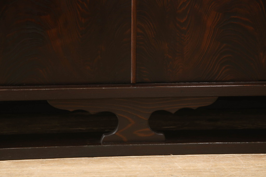 和製ビンテージ　高級杉材　上質な和の空間づくりにおすすめの飾り棚(茶棚、茶箪笥、収納棚、ヴィンテージ)(R-055023)