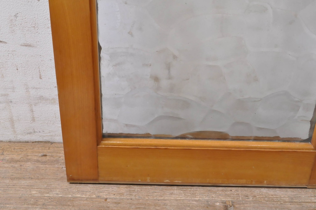 アンティーク建具　シンプルデザインでインテリアに取り入れやすいレトロガラス入りFIX窓枚(フィックス、はめ殺し、ガラス窓)(R-069167)