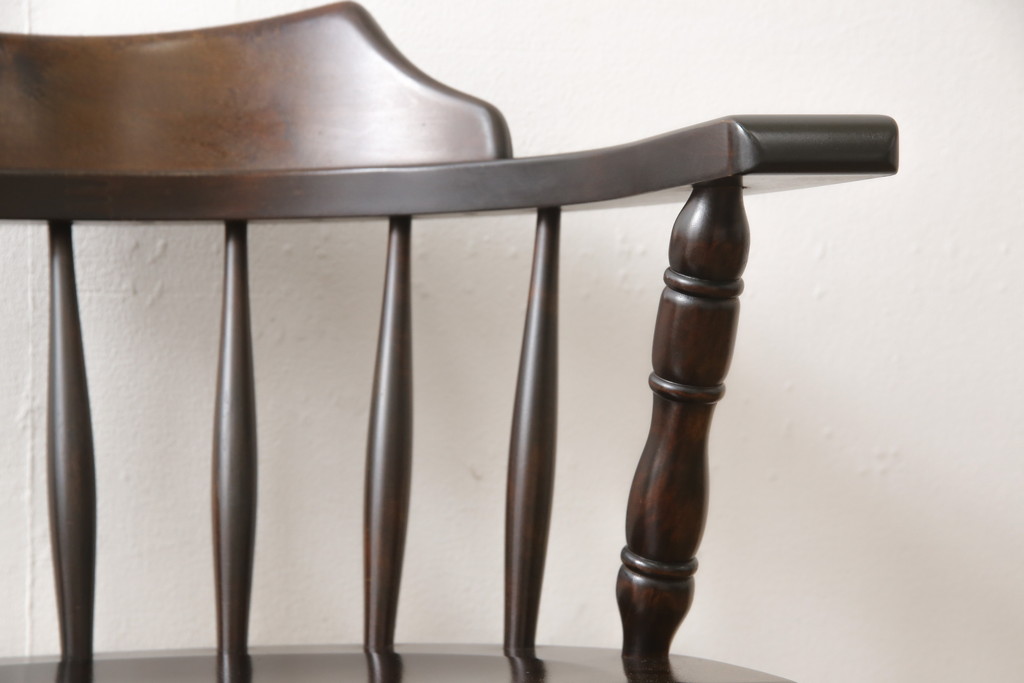 中古　美品　北海道民芸家具　HM630　格好良い佇まいが魅力のキャプテンチェア(肘掛け椅子、アームチェア、イス、板座チェア)(R-058243)