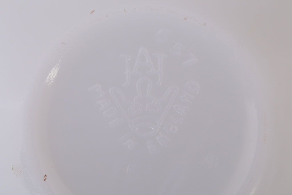 イギリスビンテージ　JAJ　パイレックス　Sunflower(サンフラワー)シリーズ　ミルクガラスのシュガー・ミルク2点セット(洋食器)