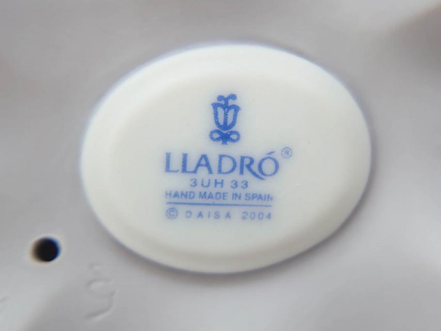 スペイン　リヤドロ　LLADRO　リトルバレリーナ　出番前　くつろぎ　しなやかなフォルムで優美な印象のフィギュリン2体(バレエ、陶器人形、置物、オブジェ)(R-069867)