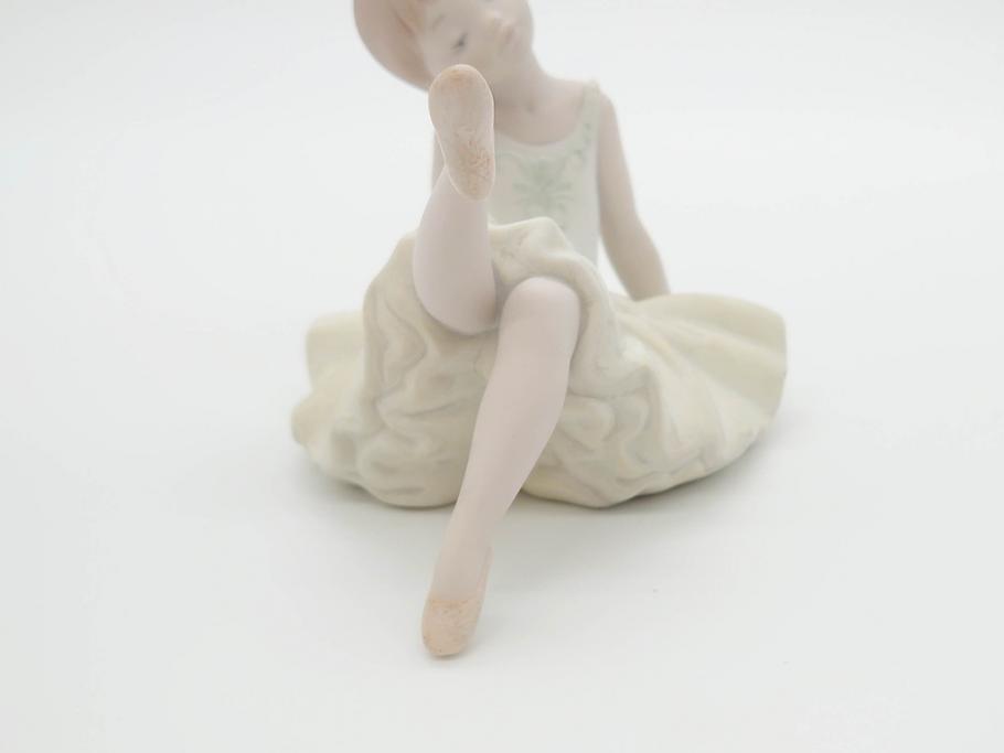 リヤドロ　陶製人形　２体高さ約2５．５センチ