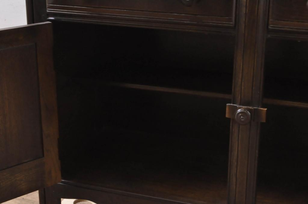 イギリスビンテージ　ERCOL(アーコール)　Old Colonial(オールドコロニアル)　気品と風格が漂うカップボード(食器棚、飾り棚、本棚、ブックシェルフ、戸棚、ヴィンテージ、英国)(R-068168)