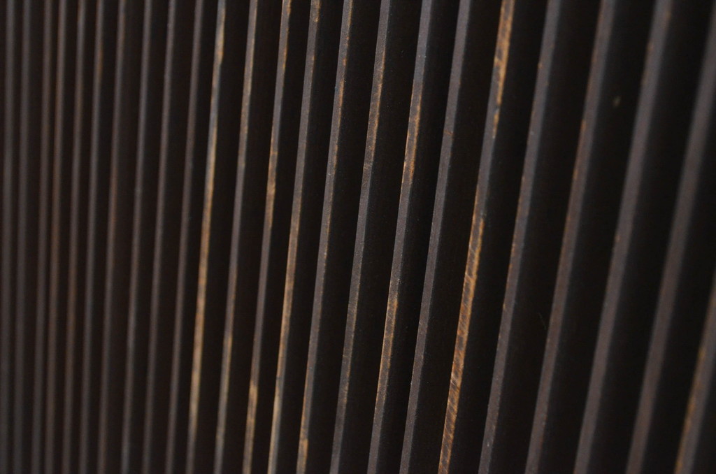 アンティーク建具　特大　繊細な縦桟が美しい筬欄間2枚セット(明り取り、明かり取り、オサランマ)(R-069573)
