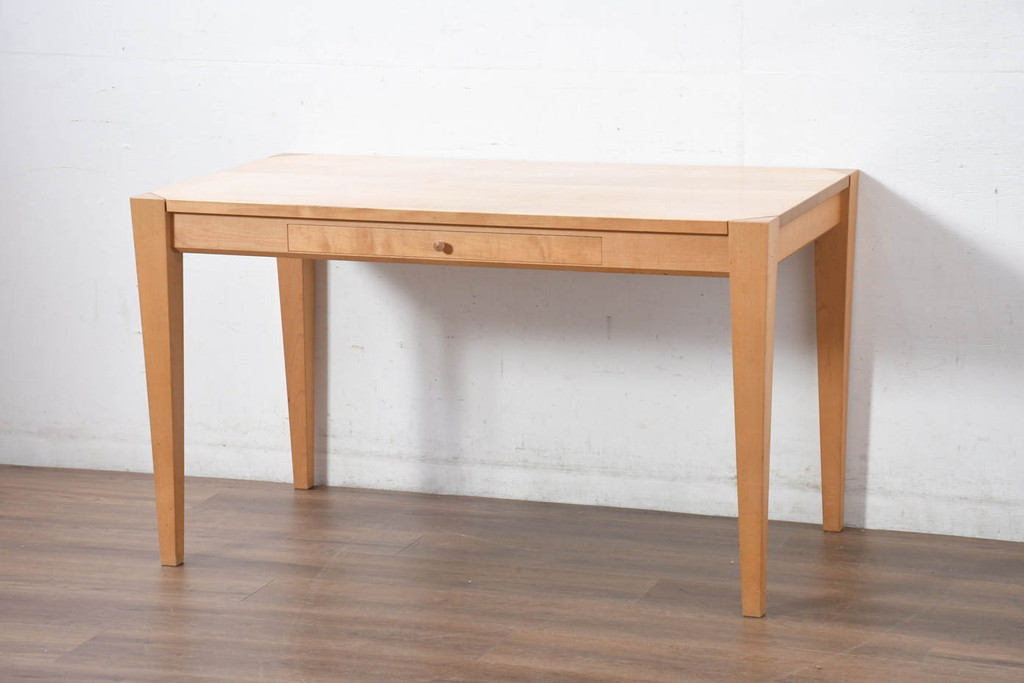 中古　WOOD YOU LIKE COMPANY(ウッドユウライクカンパニー)　FOUR DELTA TAPER DESK(4デルタテーパーデスク)　メープル無垢材　ナチュラルで心地よい木肌のデスク(引き出し付き、机、コンソールデスク、ワークデスク、在宅用、在宅ワーク用)(定価約24万円)(R-082448)